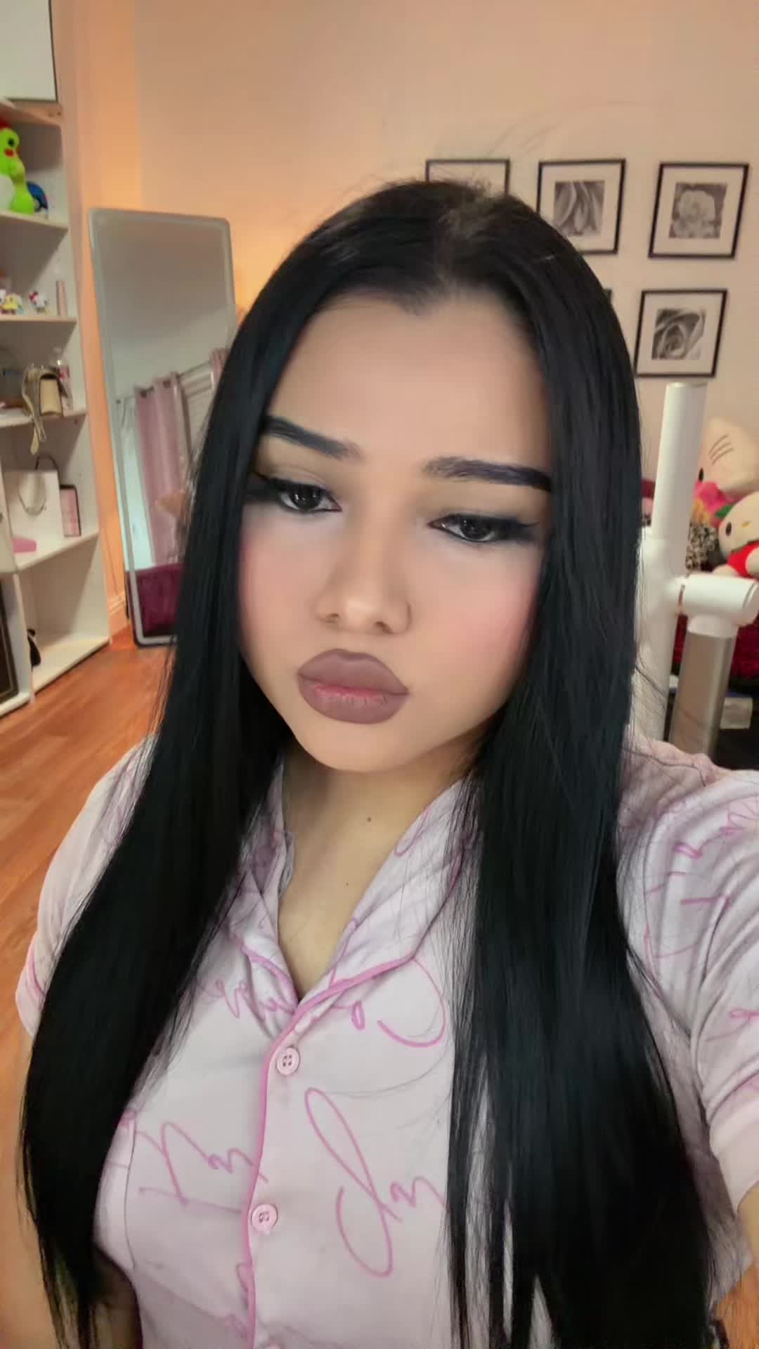 @kylieMichelle