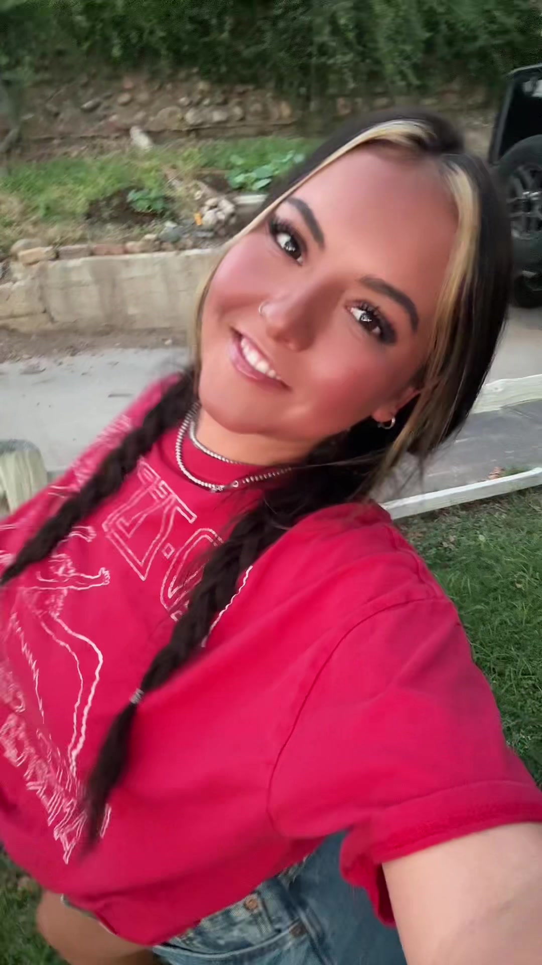 @pikivids_