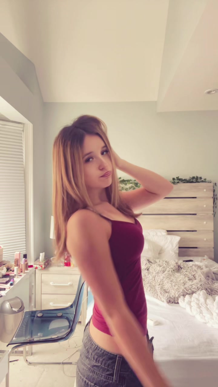 @ava🪽