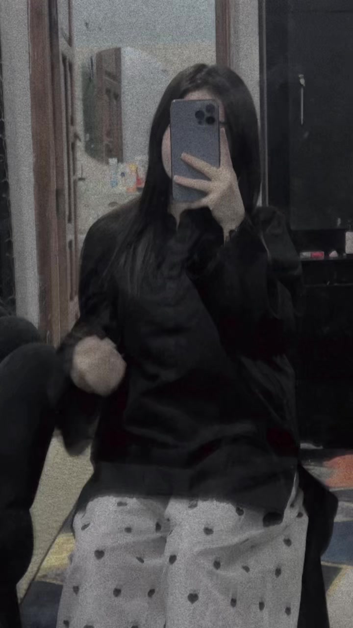 @K•