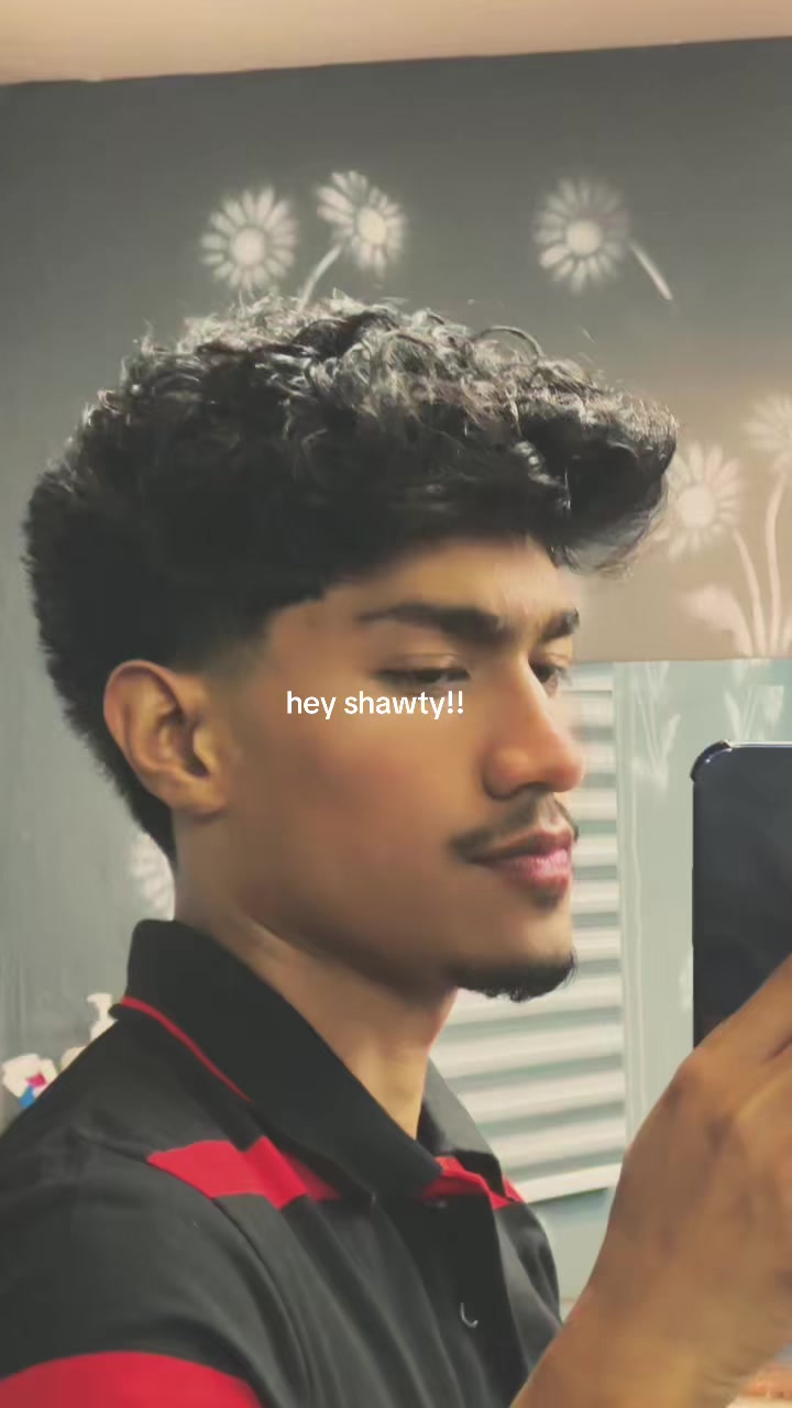 @𝐌𝐞𝐞𝐫𝐚𝐧🕊️