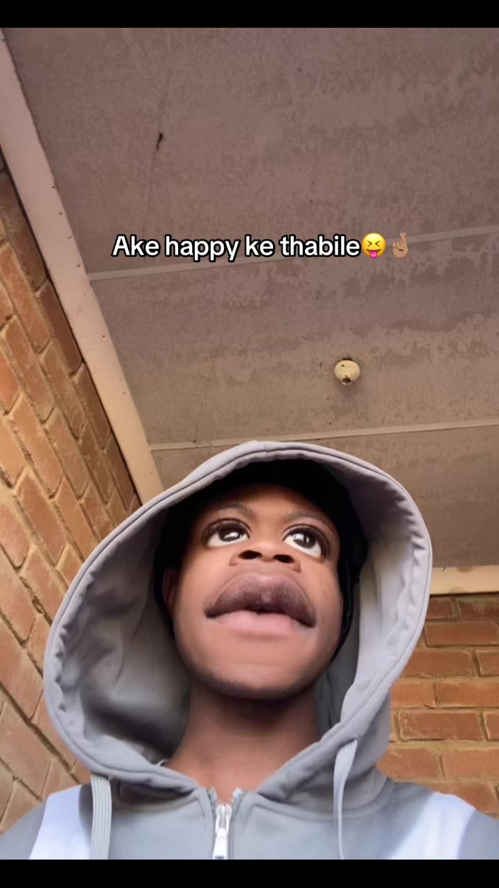 @Kamogelo_
