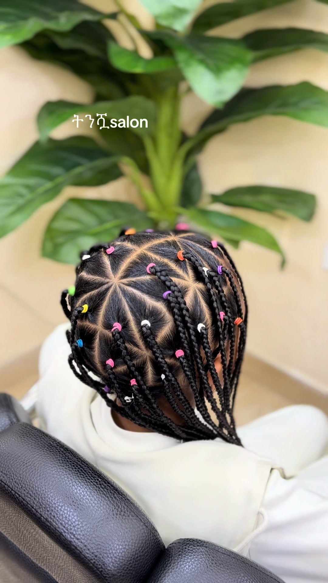 @Tommysimple-make up ትንሿ salon