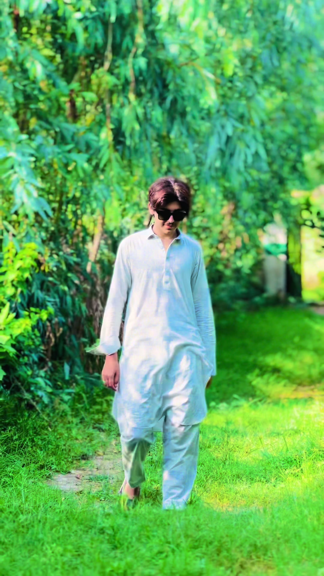 @FAiZaN.sWaBiwAll🌸