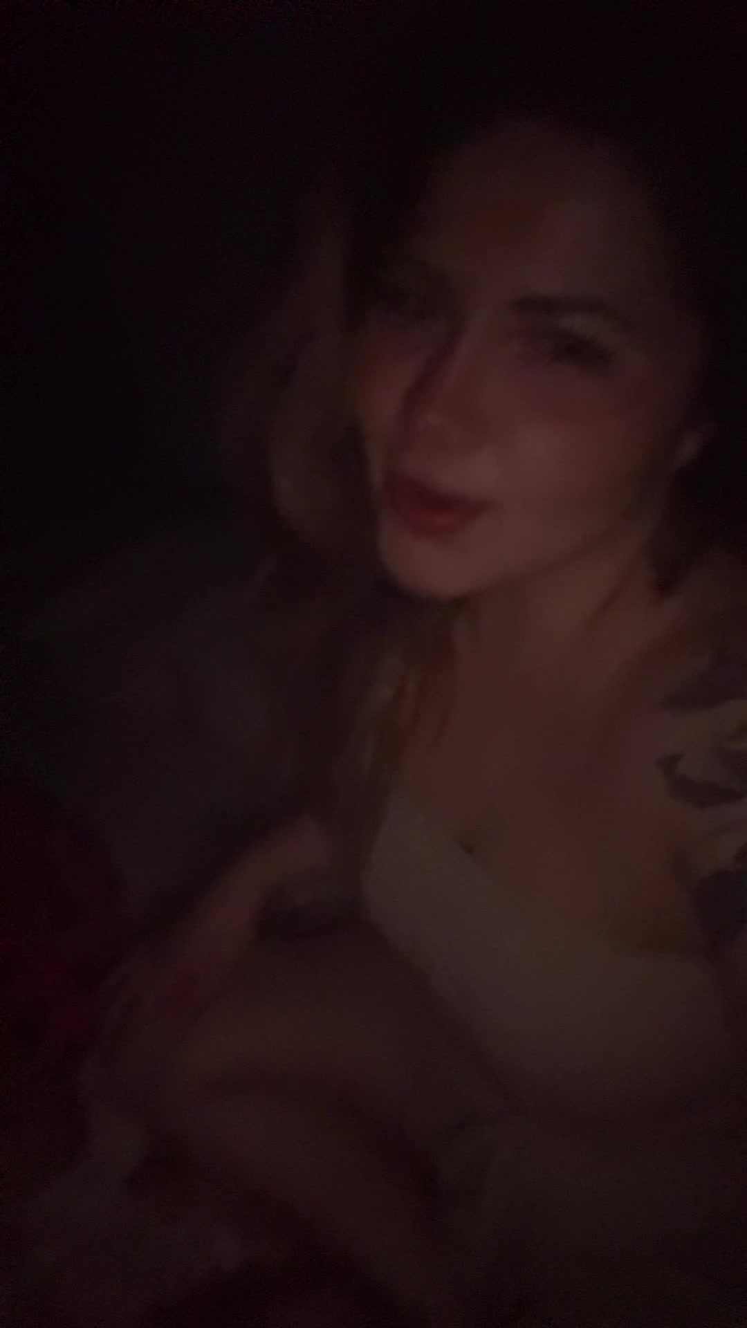 @Larisa ✨
