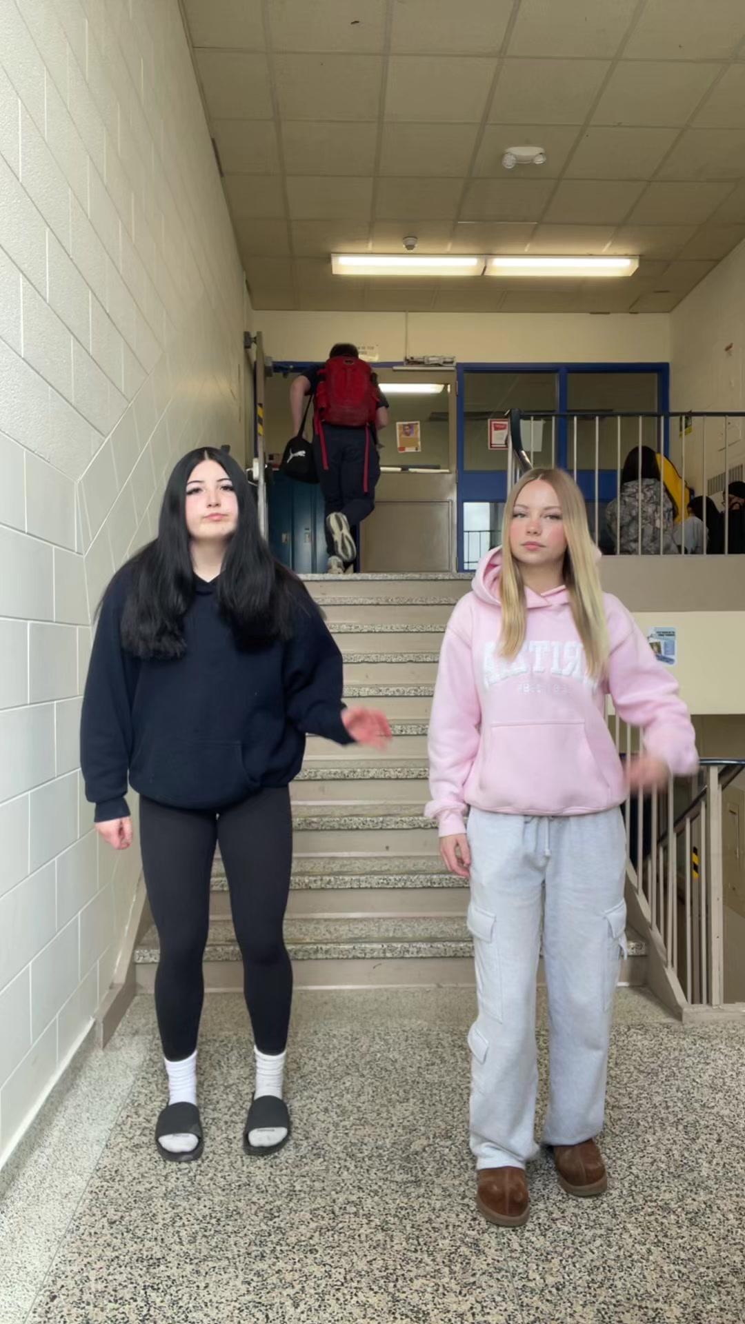 @avaellie