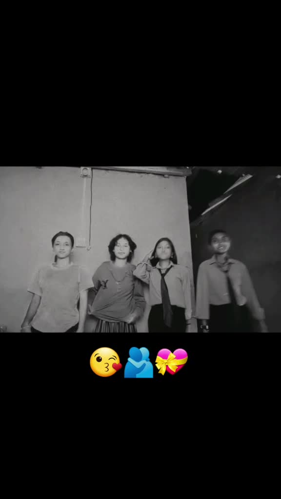 @Anu khadka 💢💫