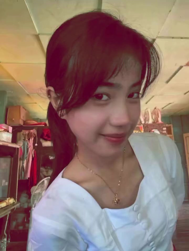 @မောင်တရုတ်🥹🫶🏻