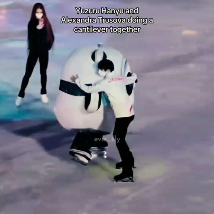 @꧁𝙚𝙫𝙞𝙚_𝙞𝙡𝙡𝙮꧂