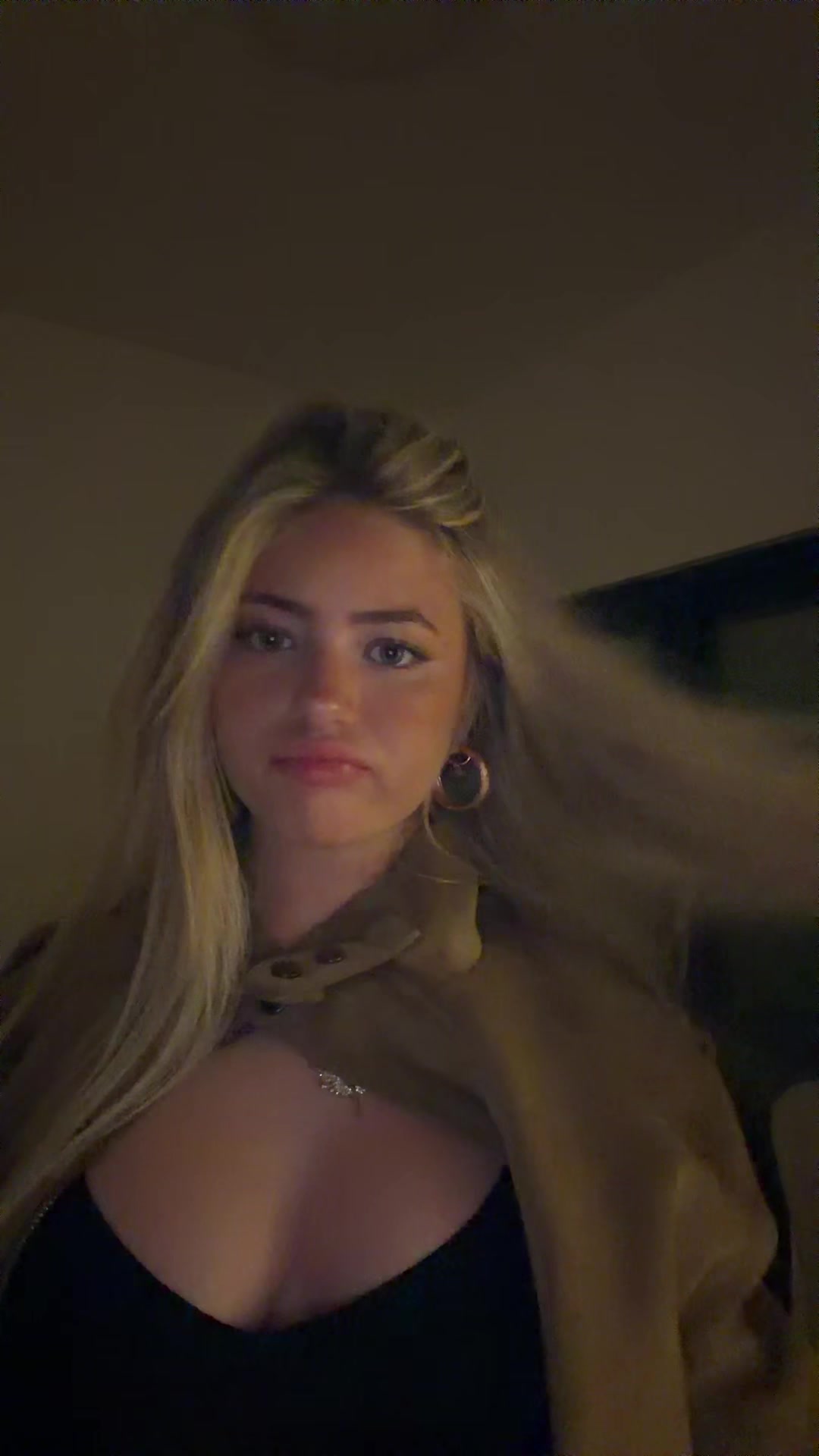 @…