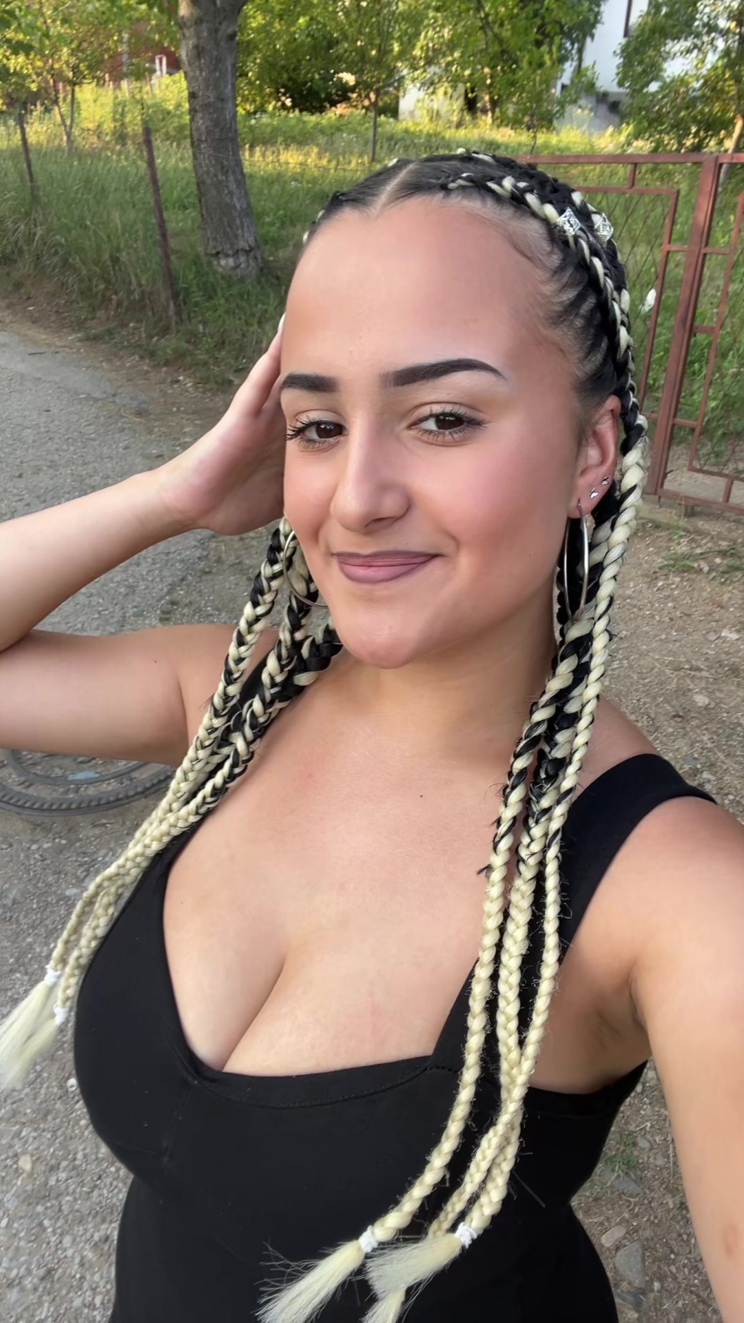 @Nina Cvetkovic