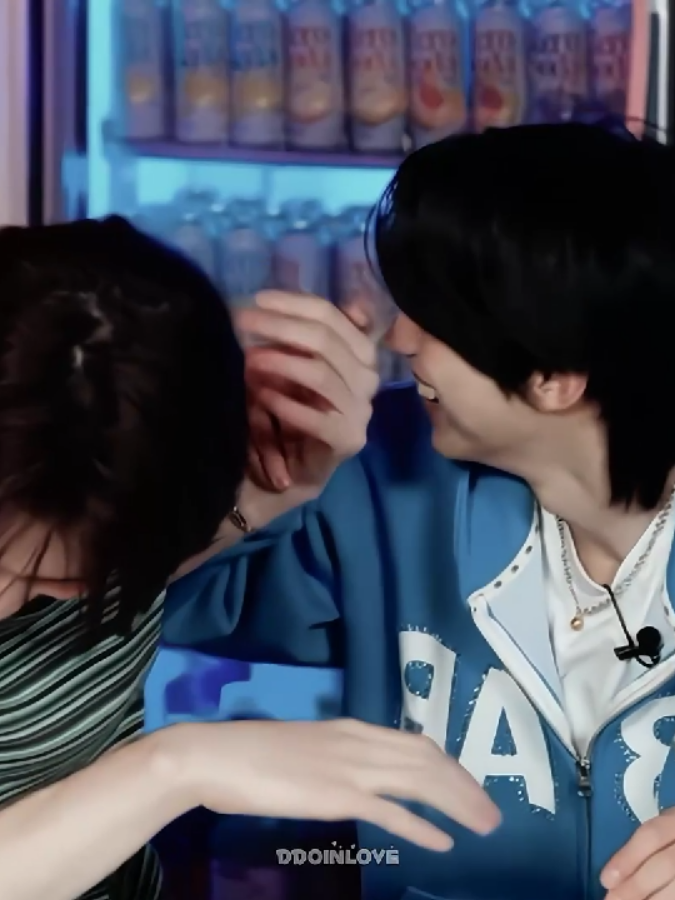 @๐๐๐จ๐ข๐ง๐ฅ๐จ๐ฏ๐