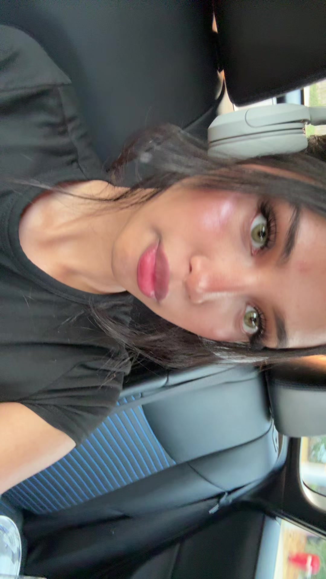 @🦢