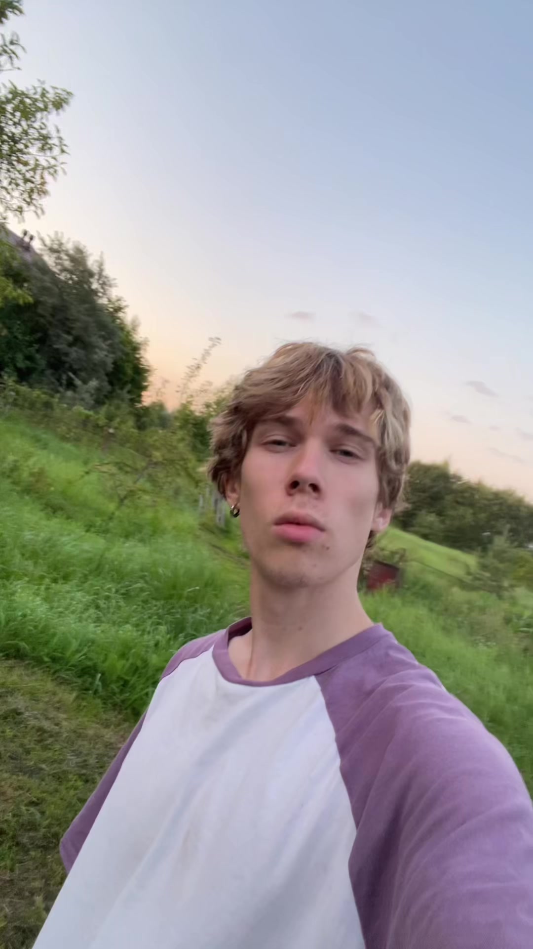 @Шут Гороховый