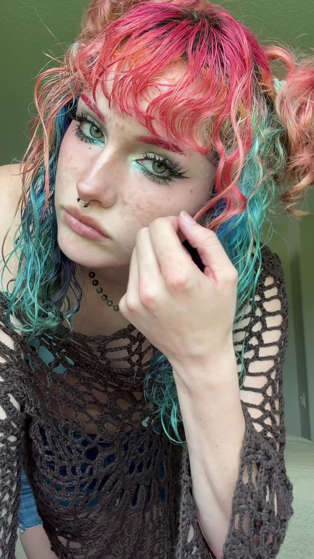 @vailious