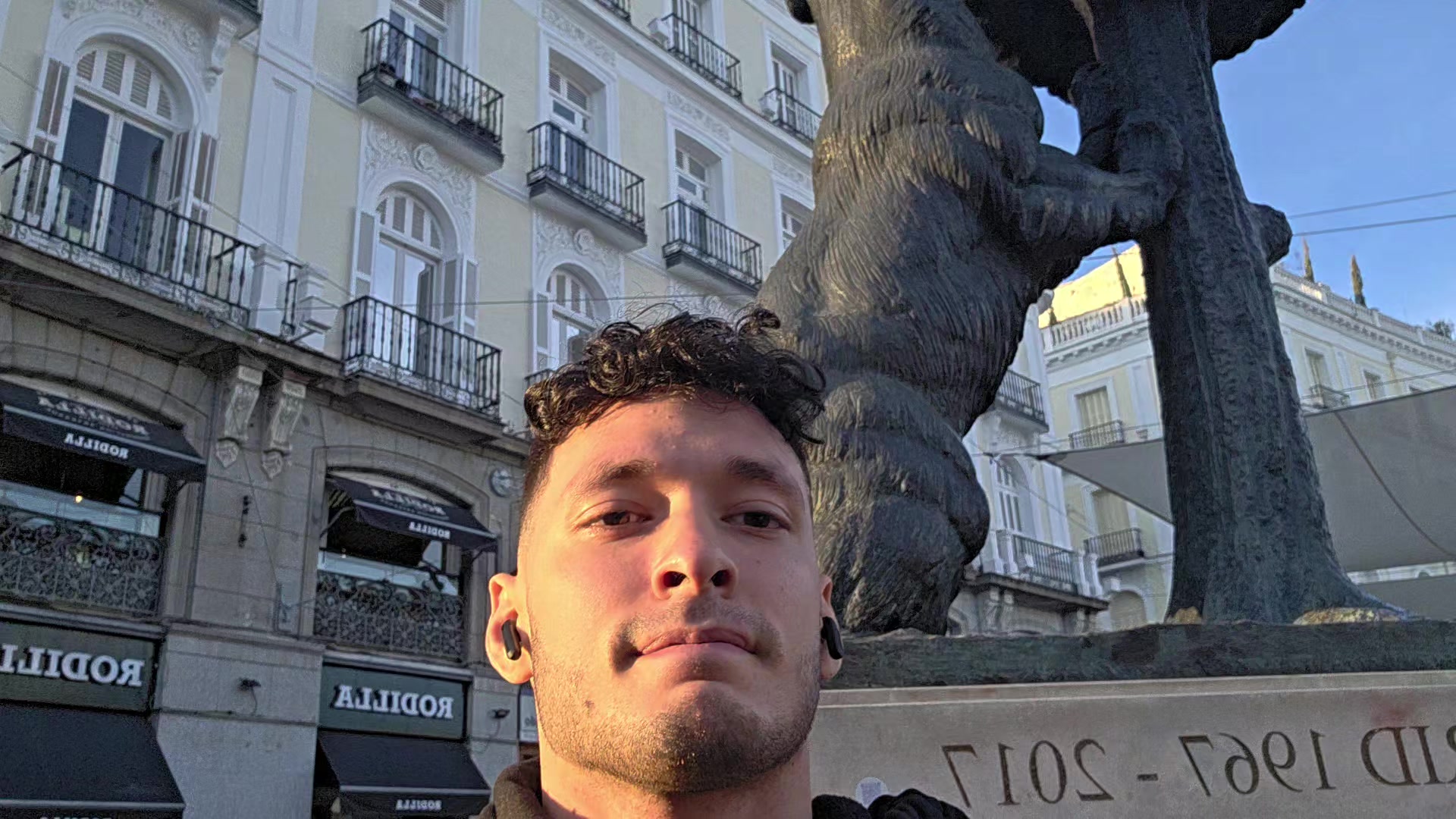@alejandro