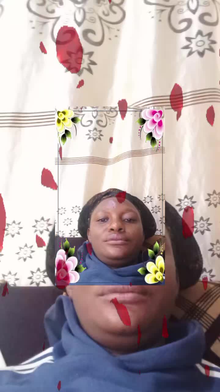 @elizabethkahkitho