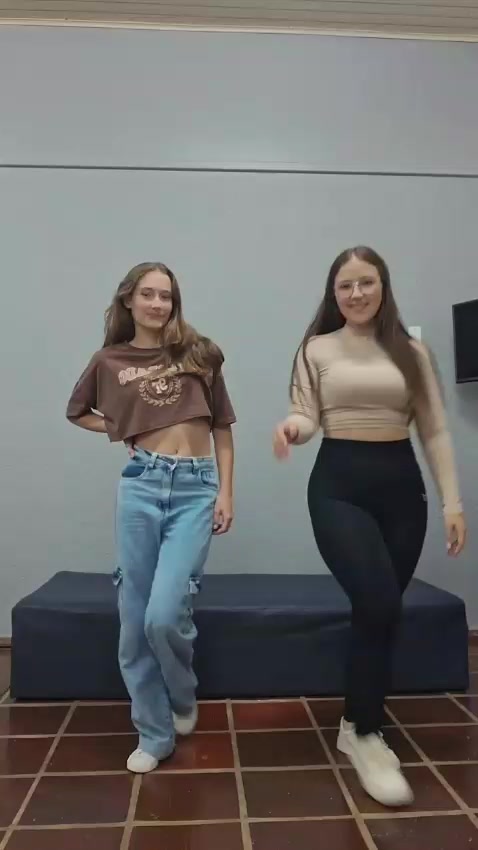 @Isa_Schuck 🍒✨️