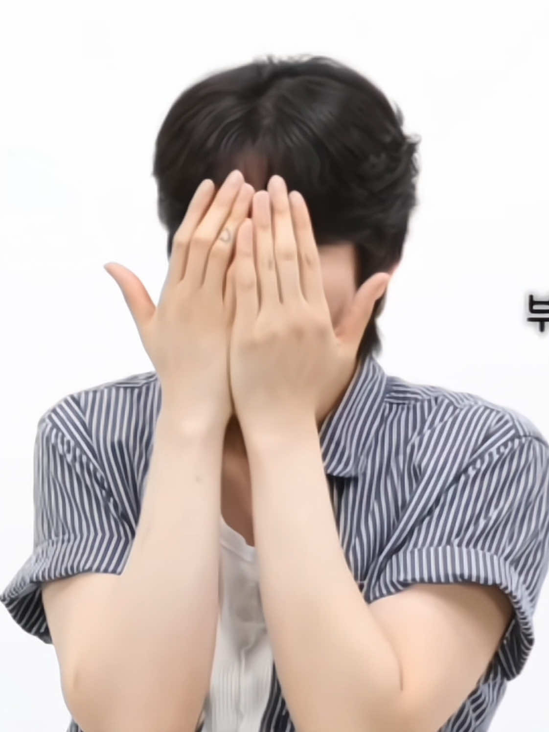 @yes or yess ⋆˙⟡