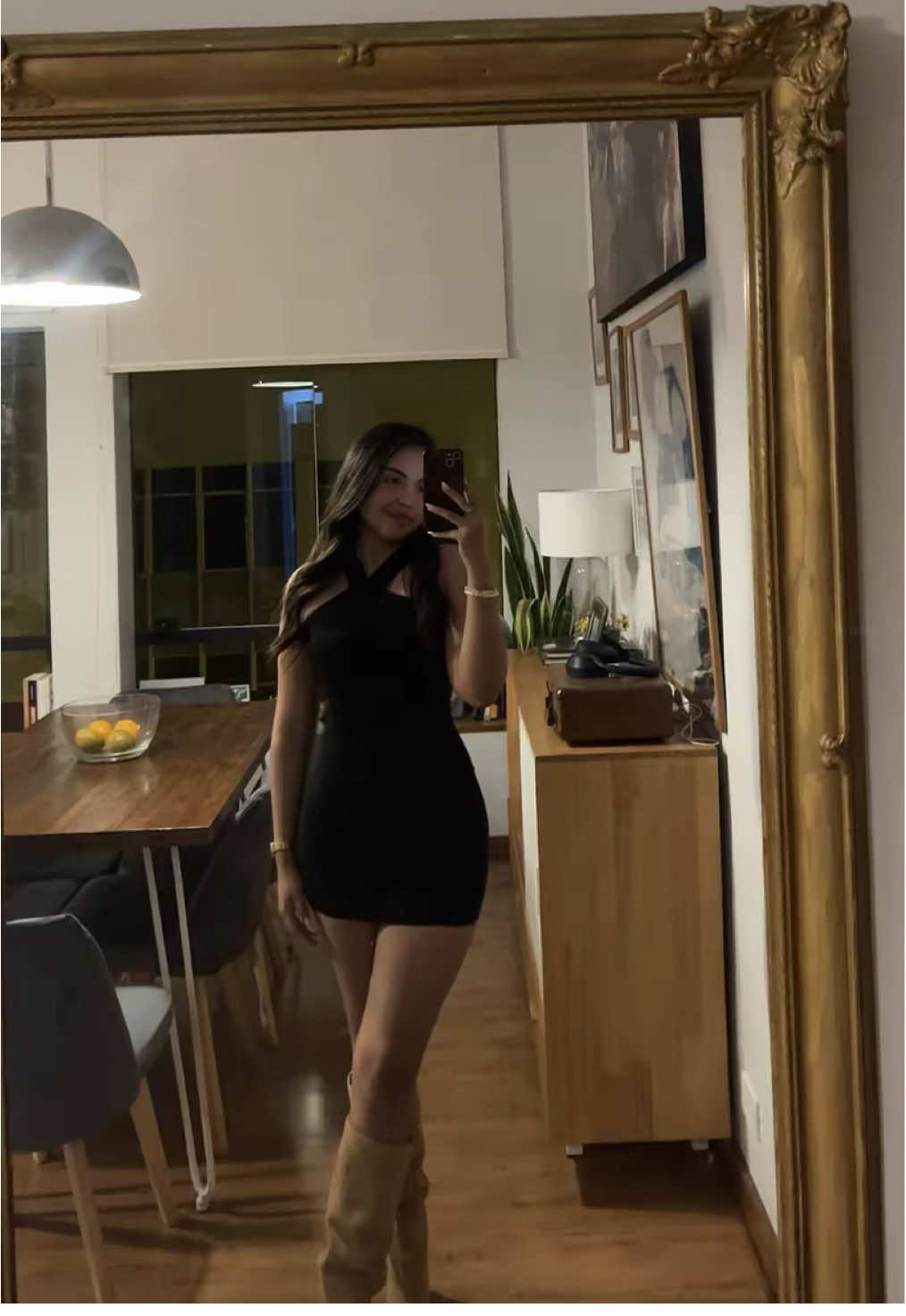 @Angie 🍸🪩