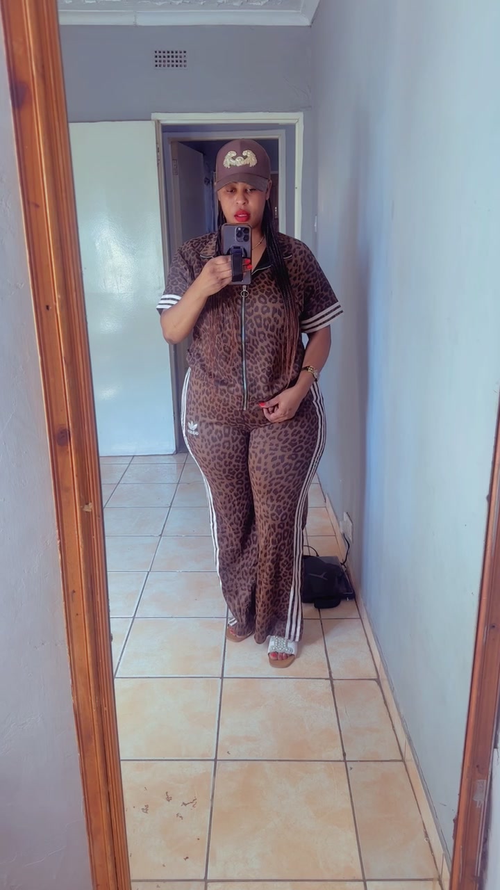 @Shanty’s closet 🛍️💃🌼