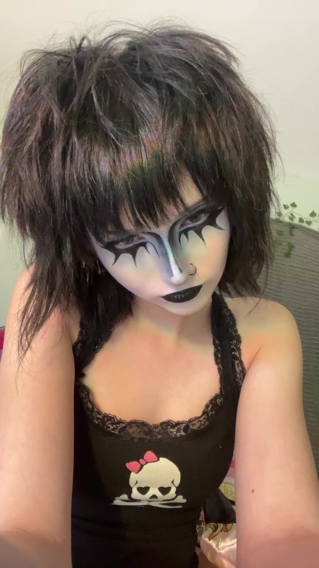 @emo