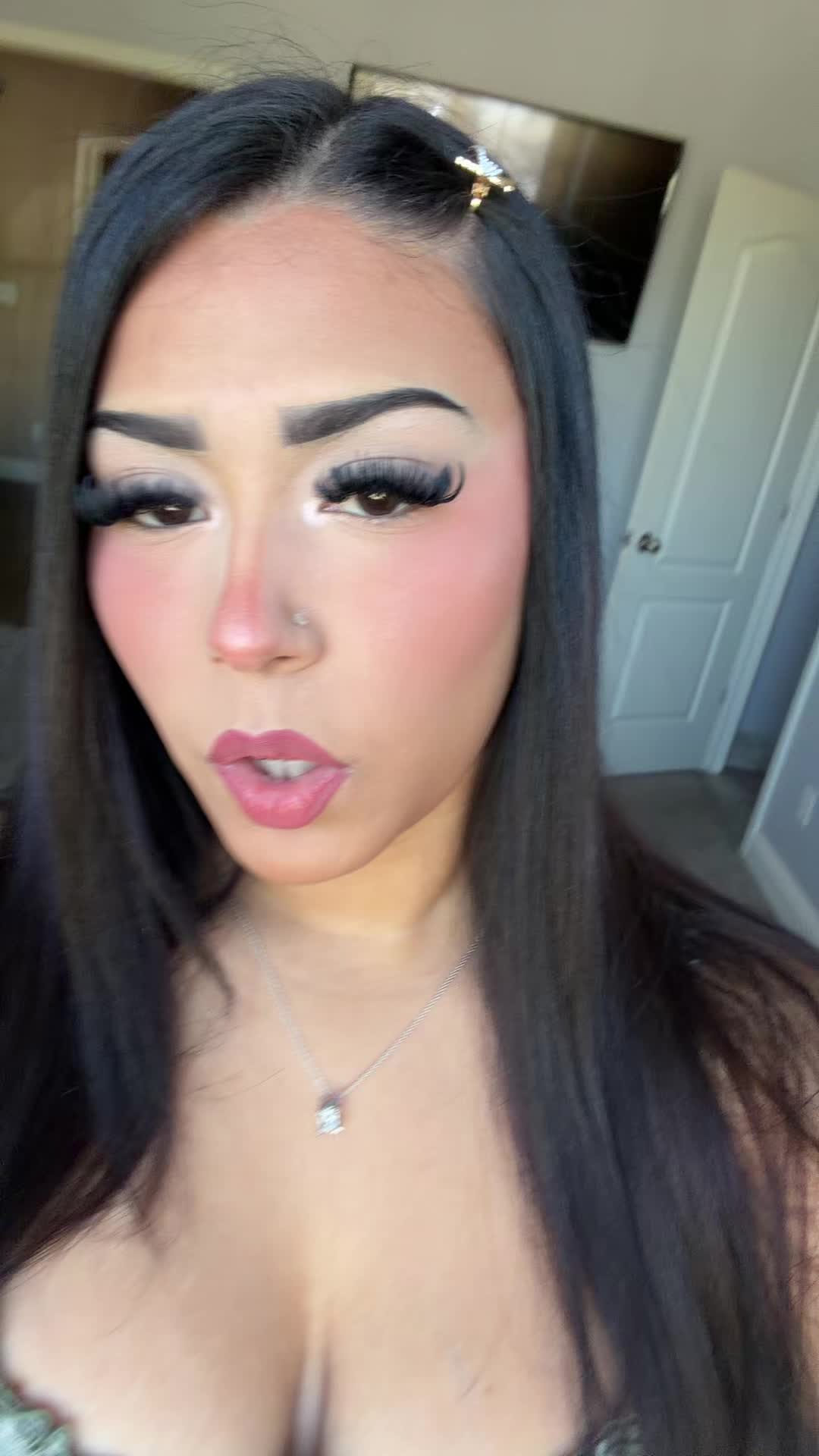 @Isabella