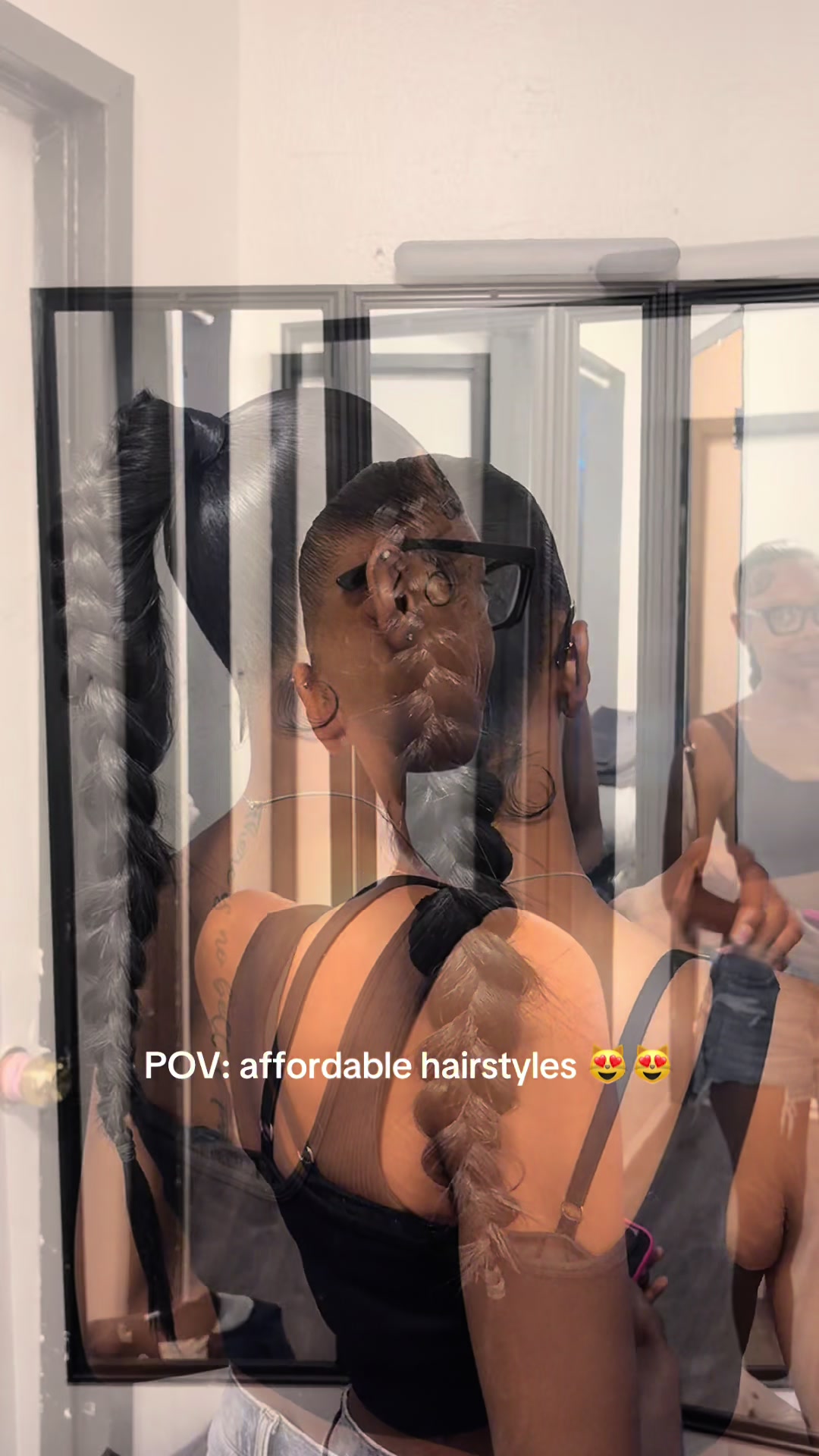 @Yunisseglo_