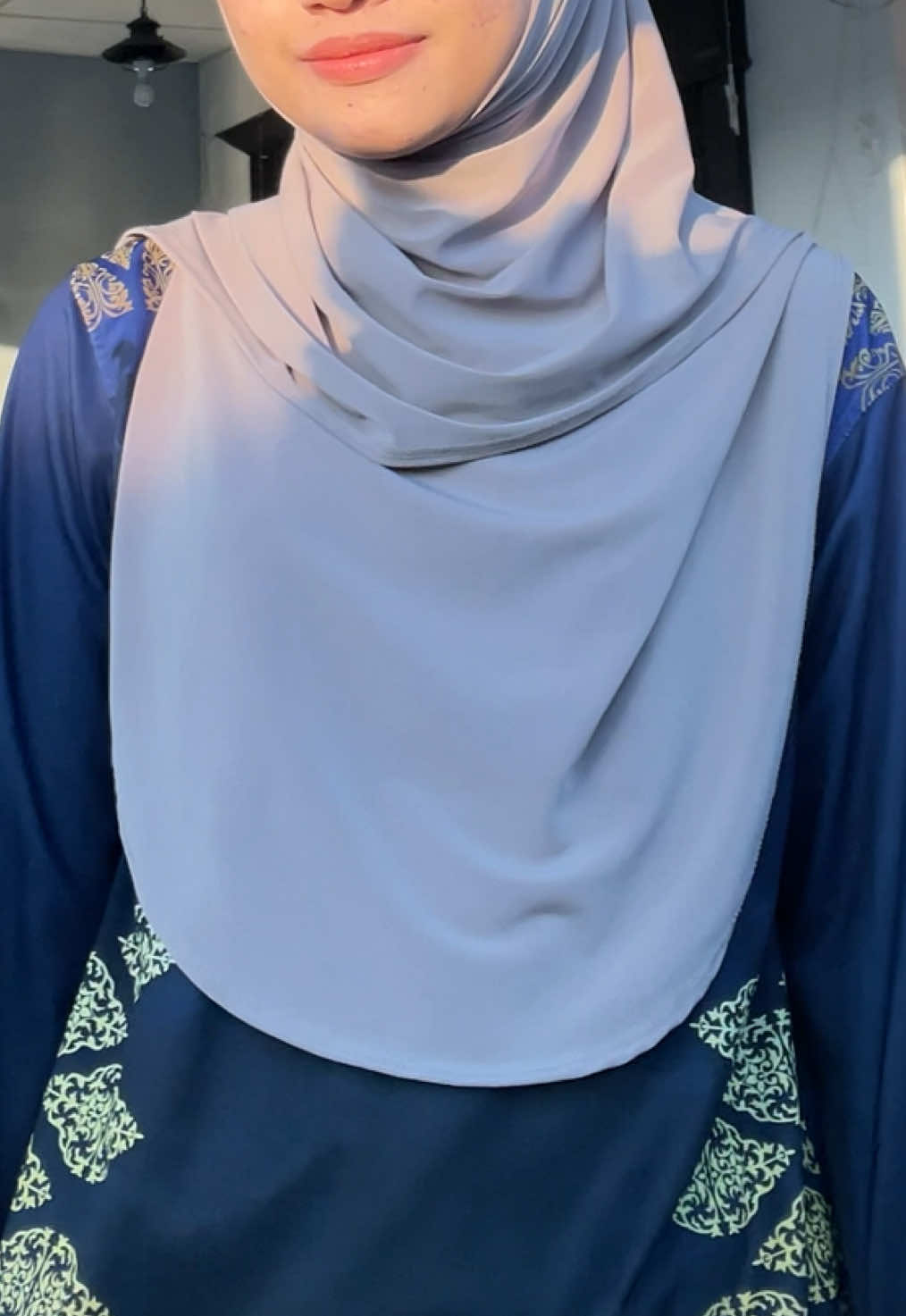 @mirrahisred