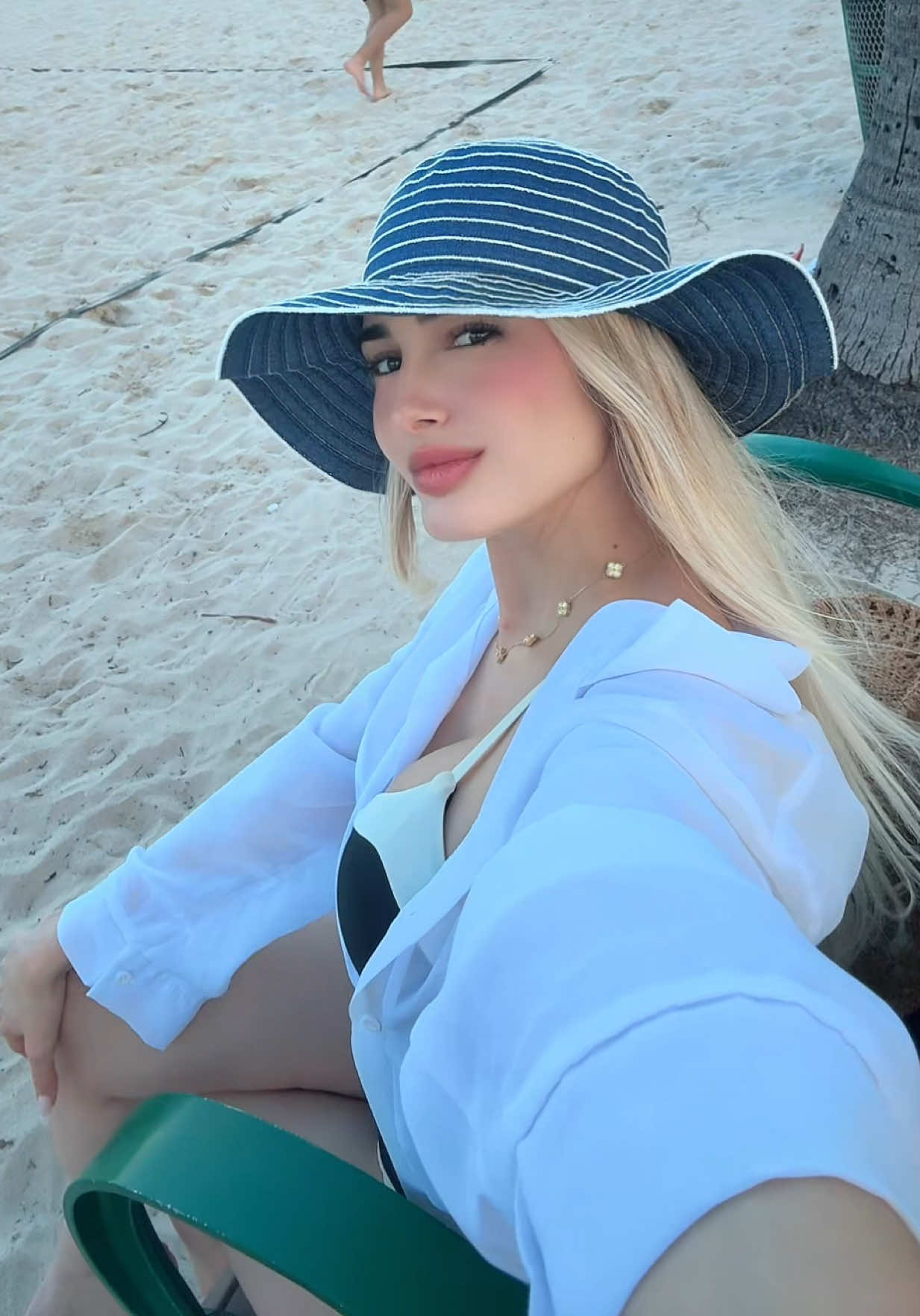 @mel_