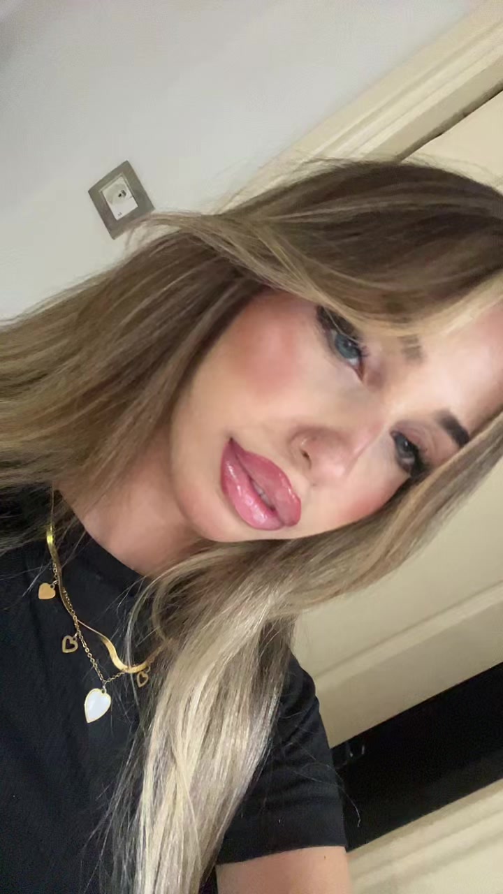 @chadeeee