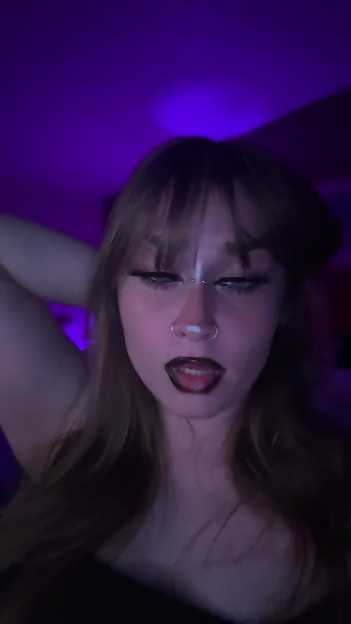 @♚𝕮𝖊𝖗𝖙𝖎𝖋𝖎𝖊𝖉𝖖𝖚𝖊𝖊𝖓♚