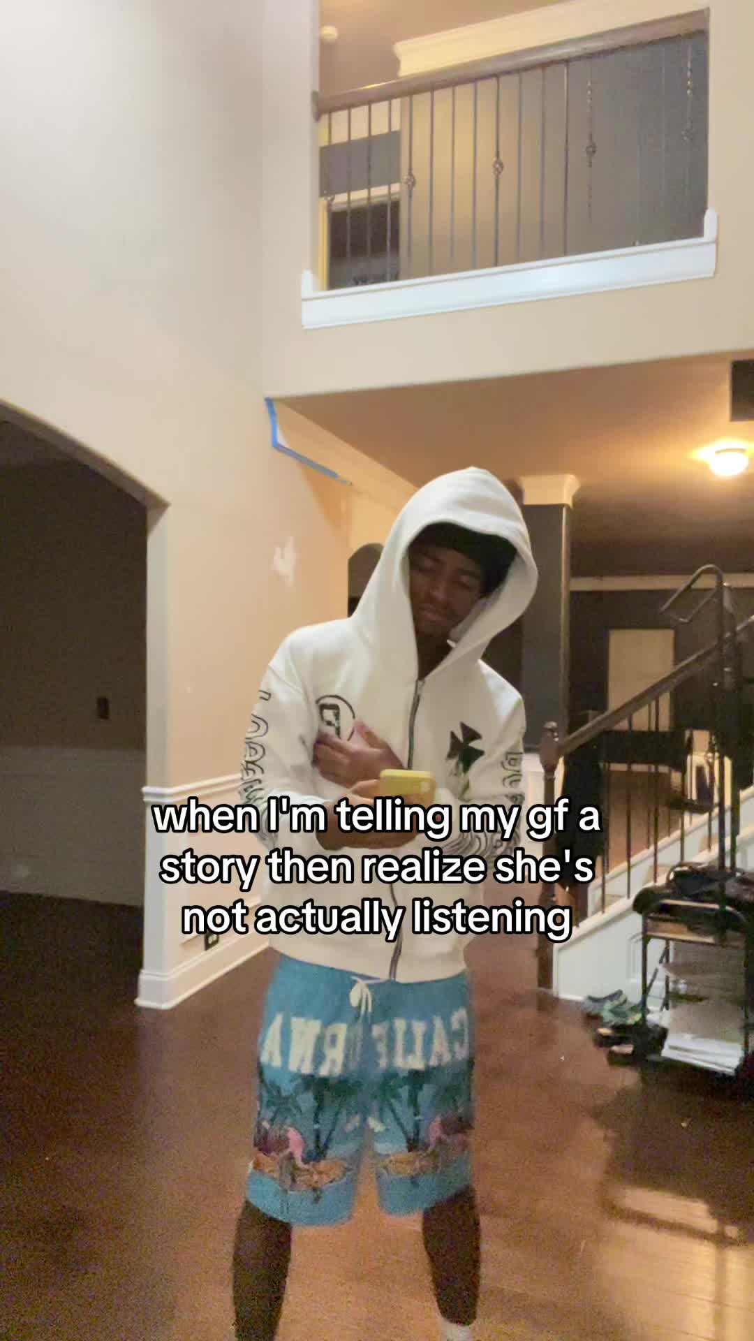 @⃟