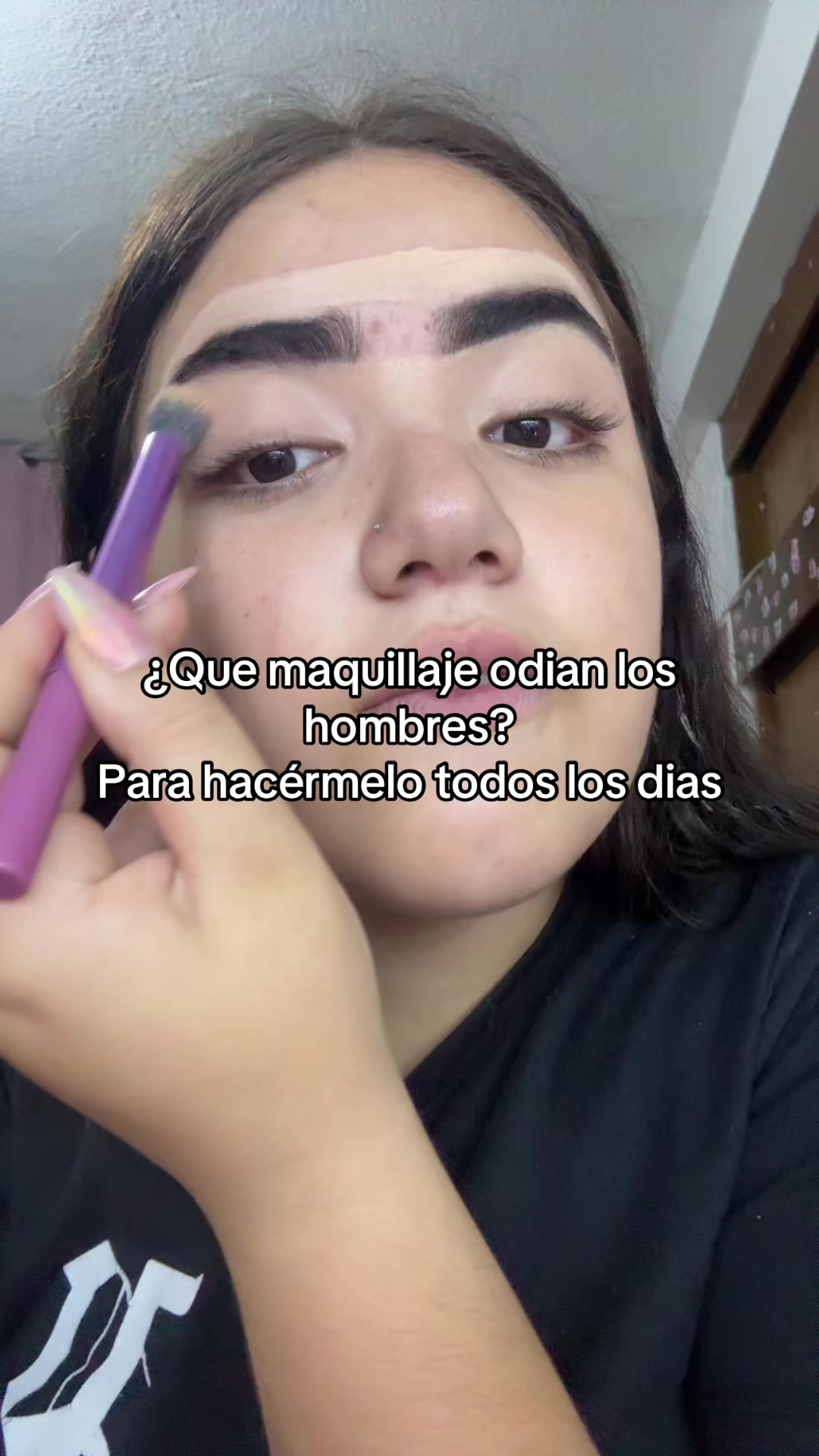 @valevicky_