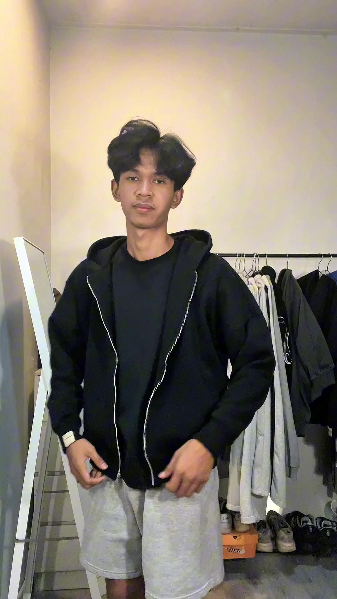 @RE