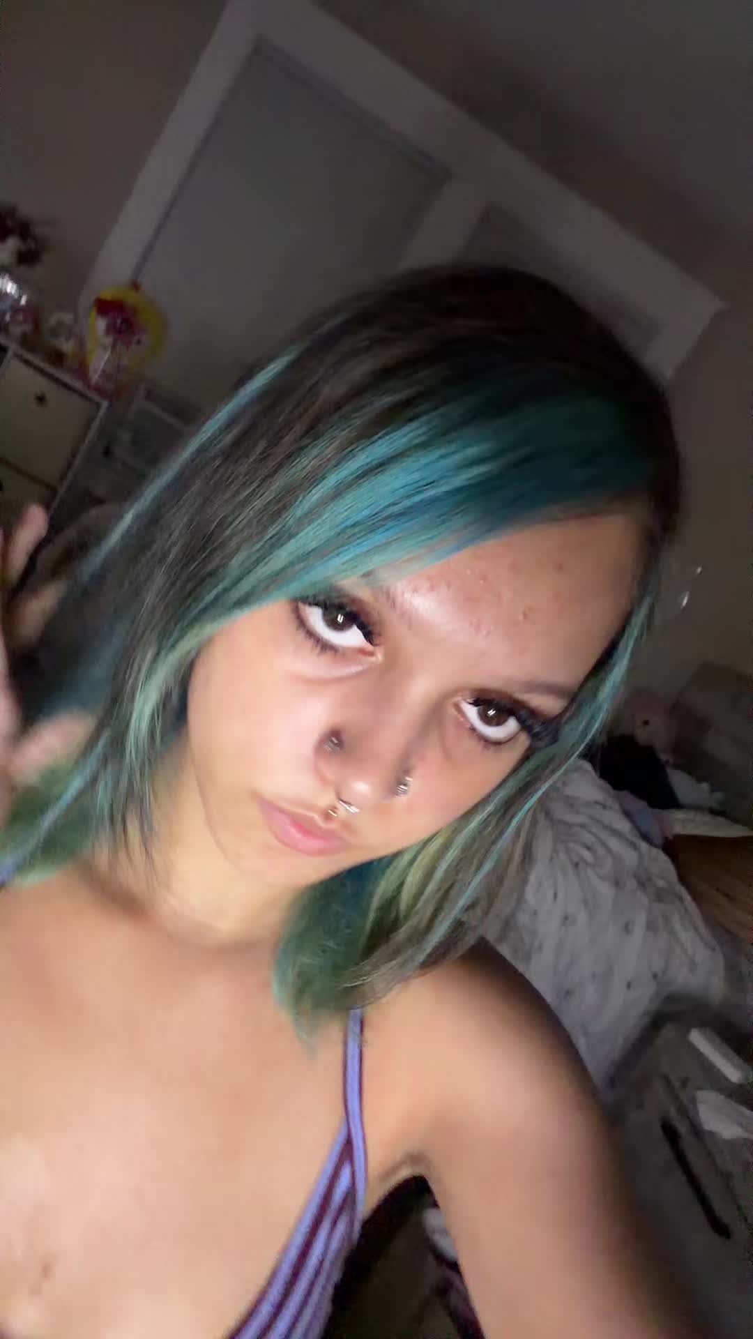 @2sick2kiss