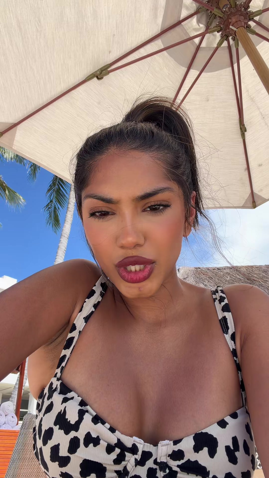 @Devina1216_