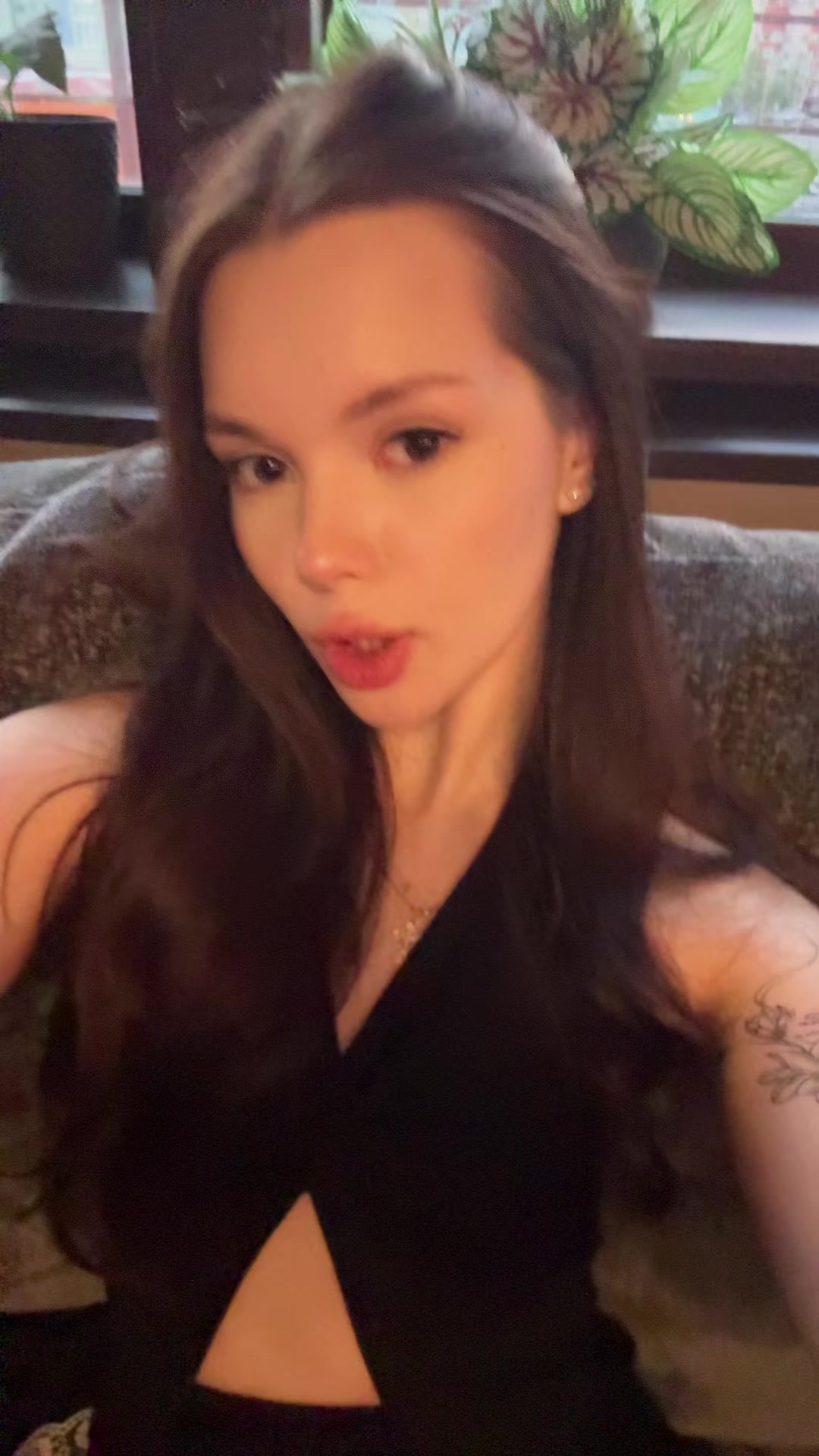 @teylova