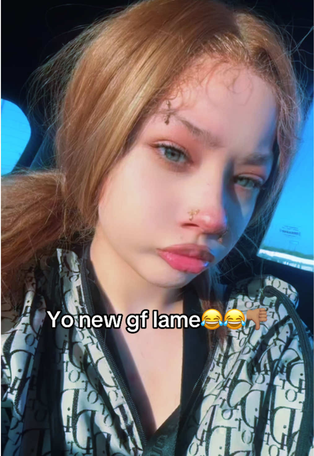 @️