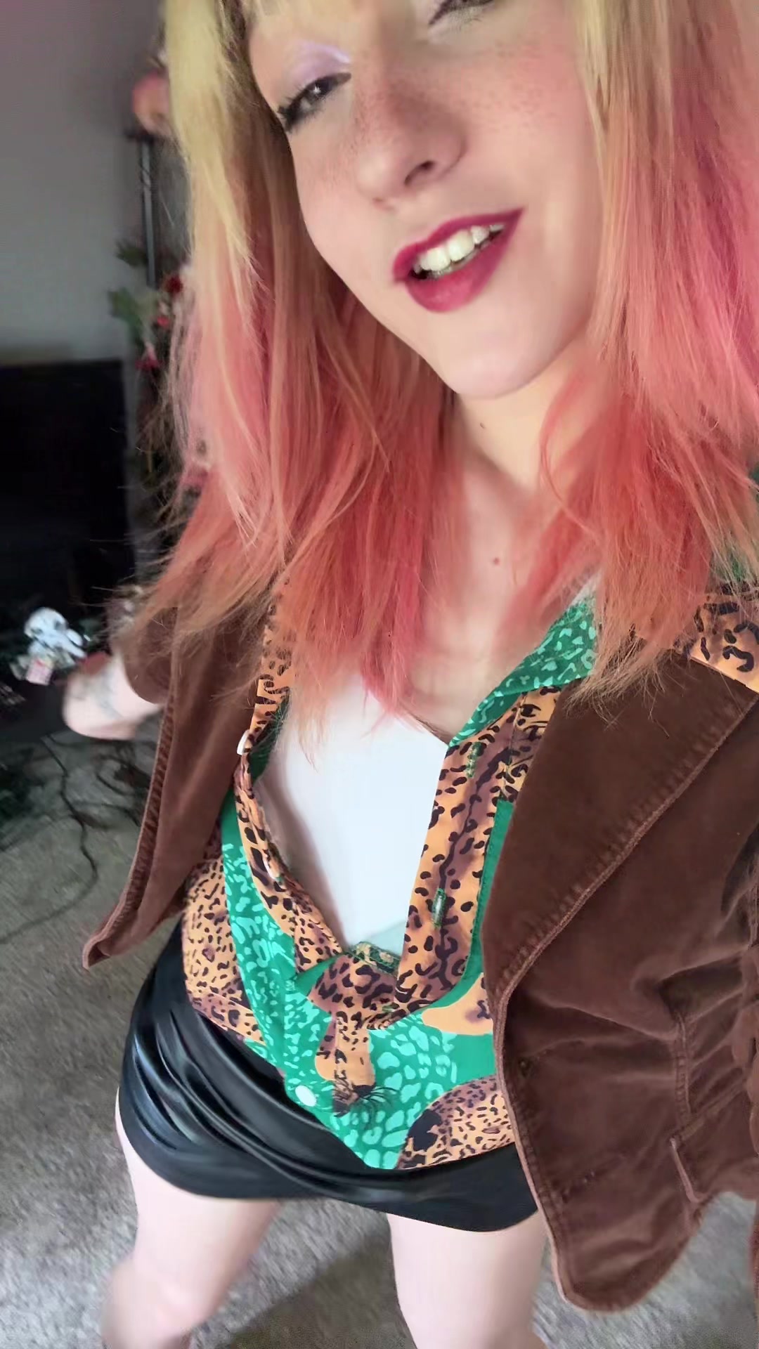 @notbakedtiara