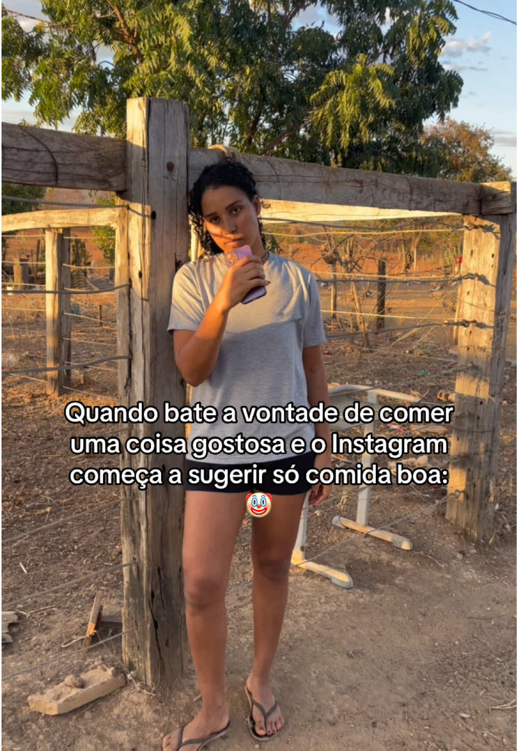 @monicadejatoba