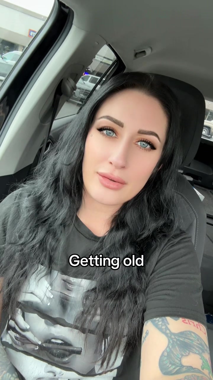 @Valentina Marie