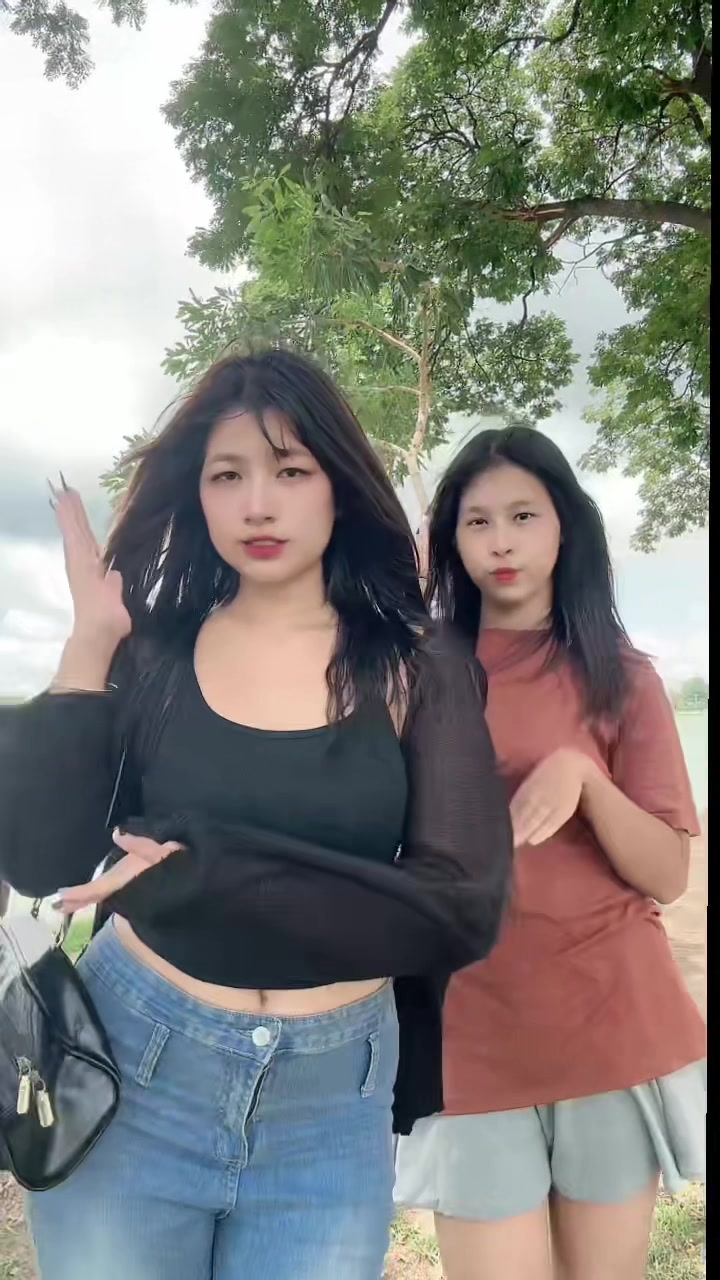 @Emie 🍑
