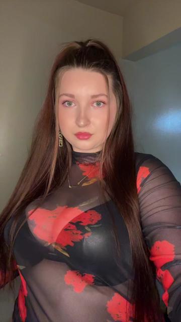 @Hayleigh rose🥀