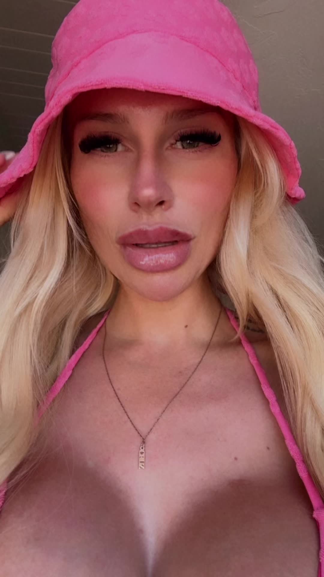 @Cassey Dzurik 🖤