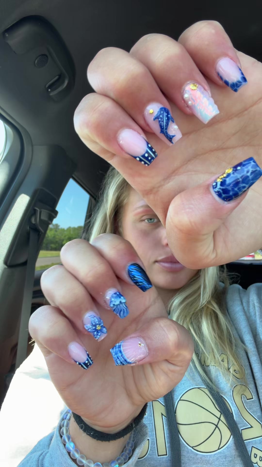 @haleshay14