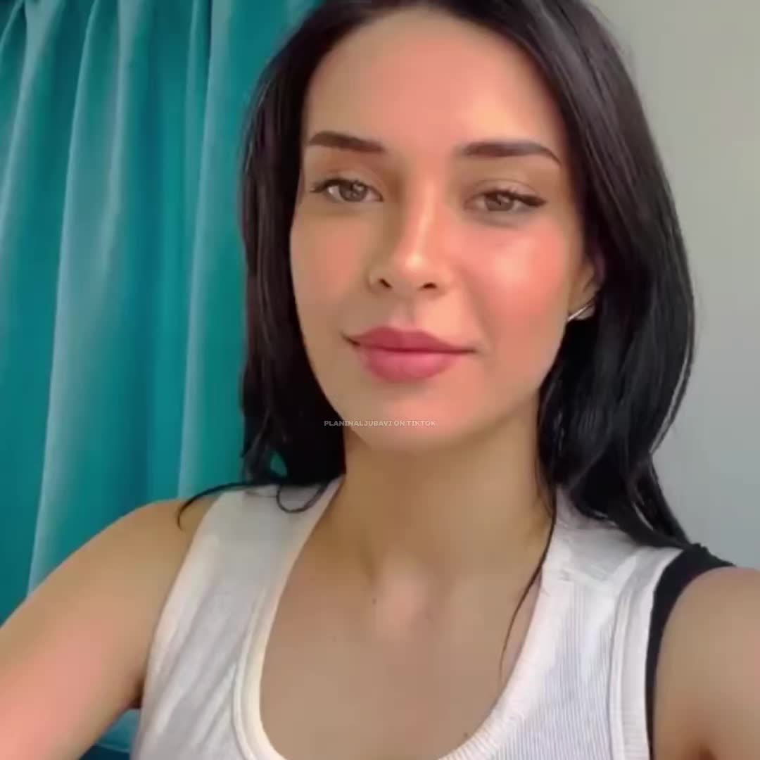 @🦋