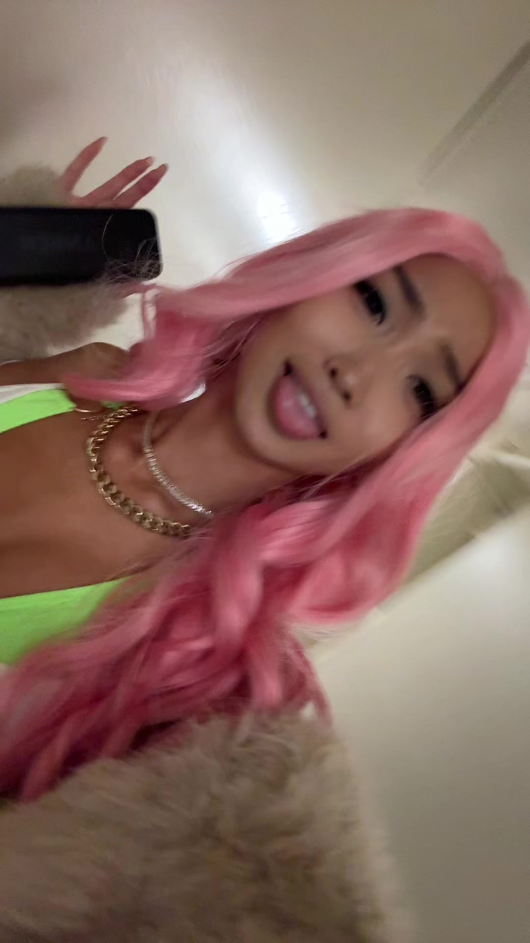 @ellie