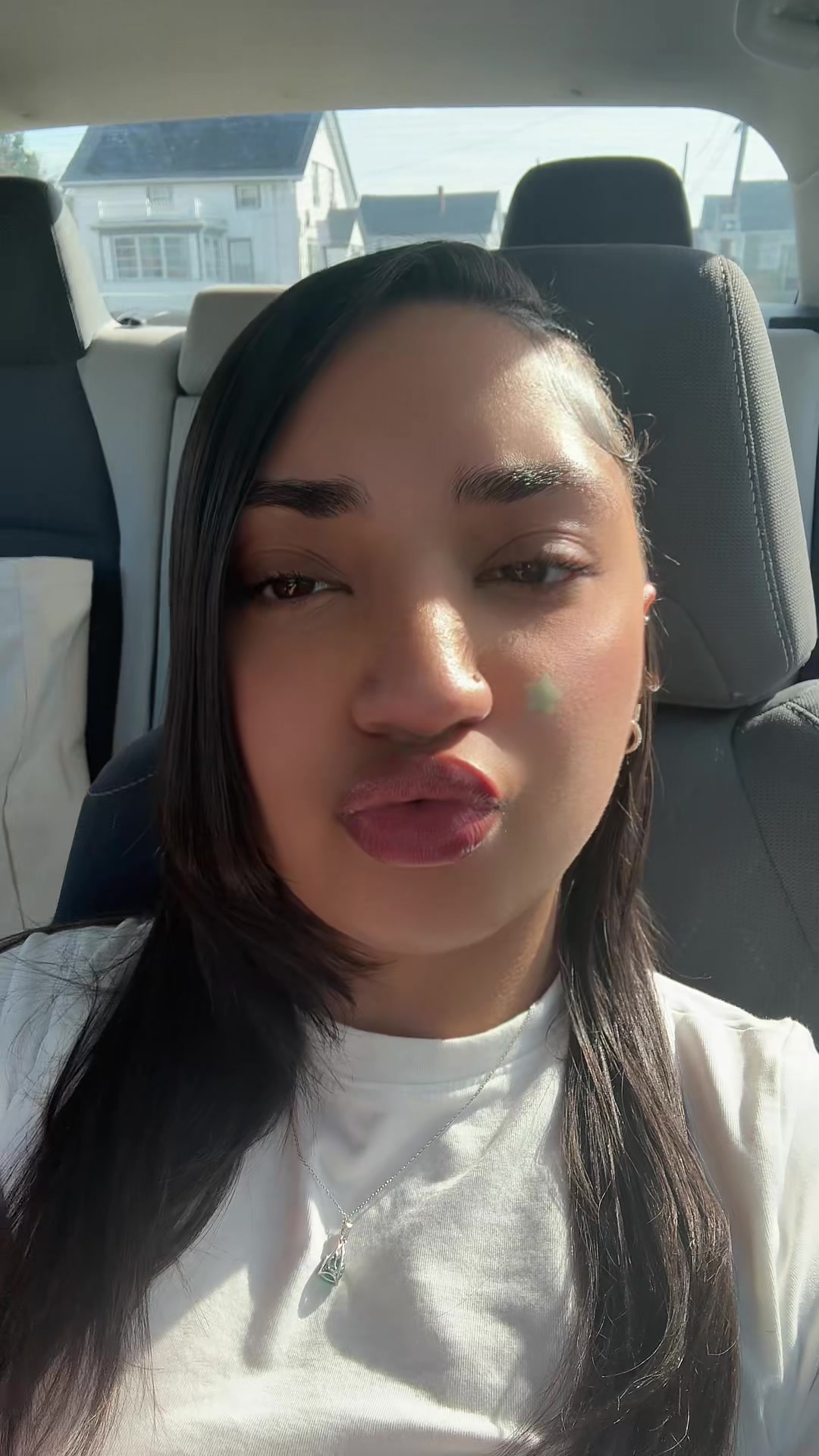 @DominiBrat