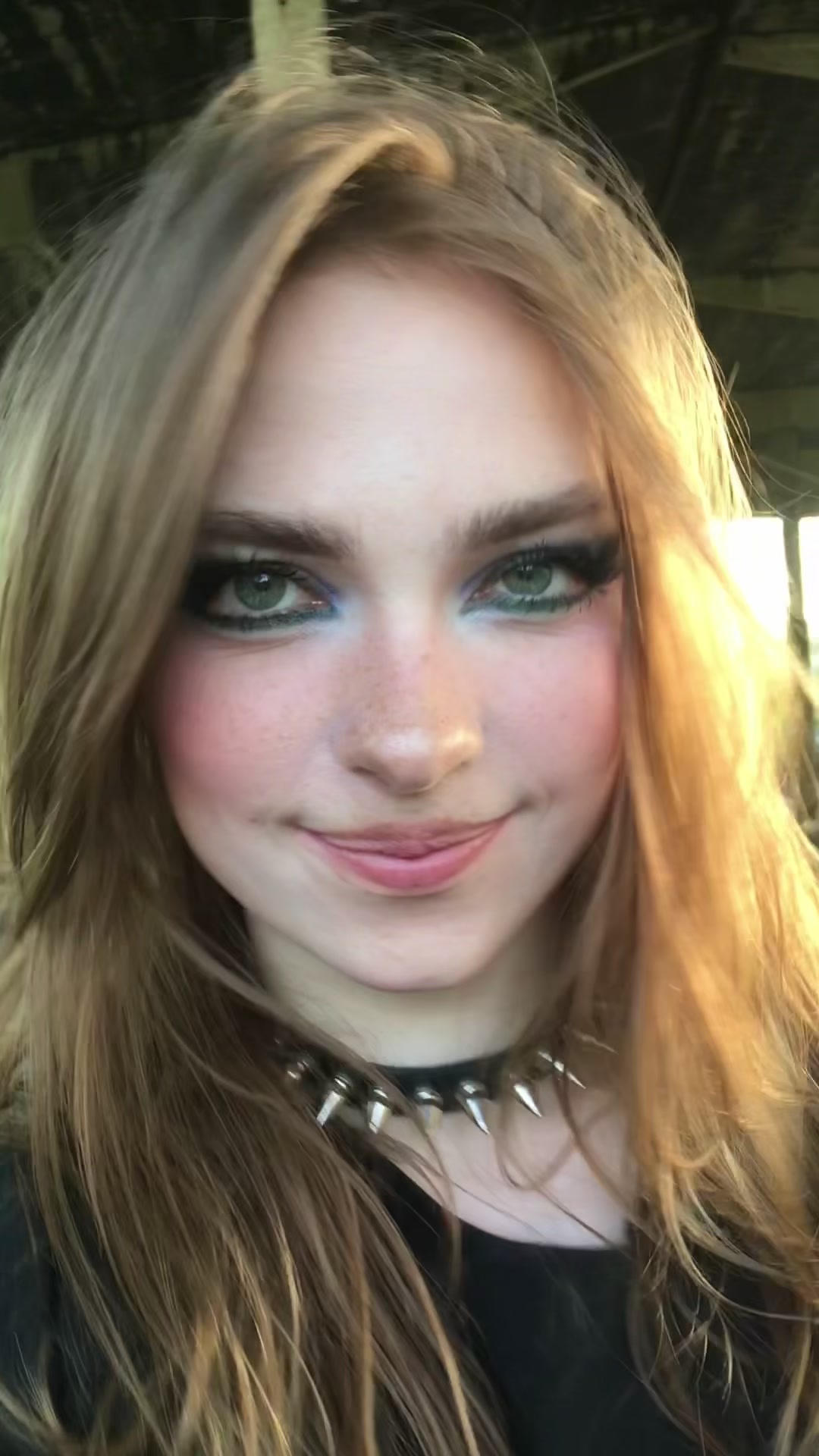 @danafetishistova